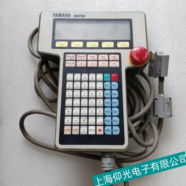 ɽ�|�ڱ���YAMAHA���R���C(j��)����YA-R5Fʾ������(g��)�e�^(q��)��o���|�����ϾS��